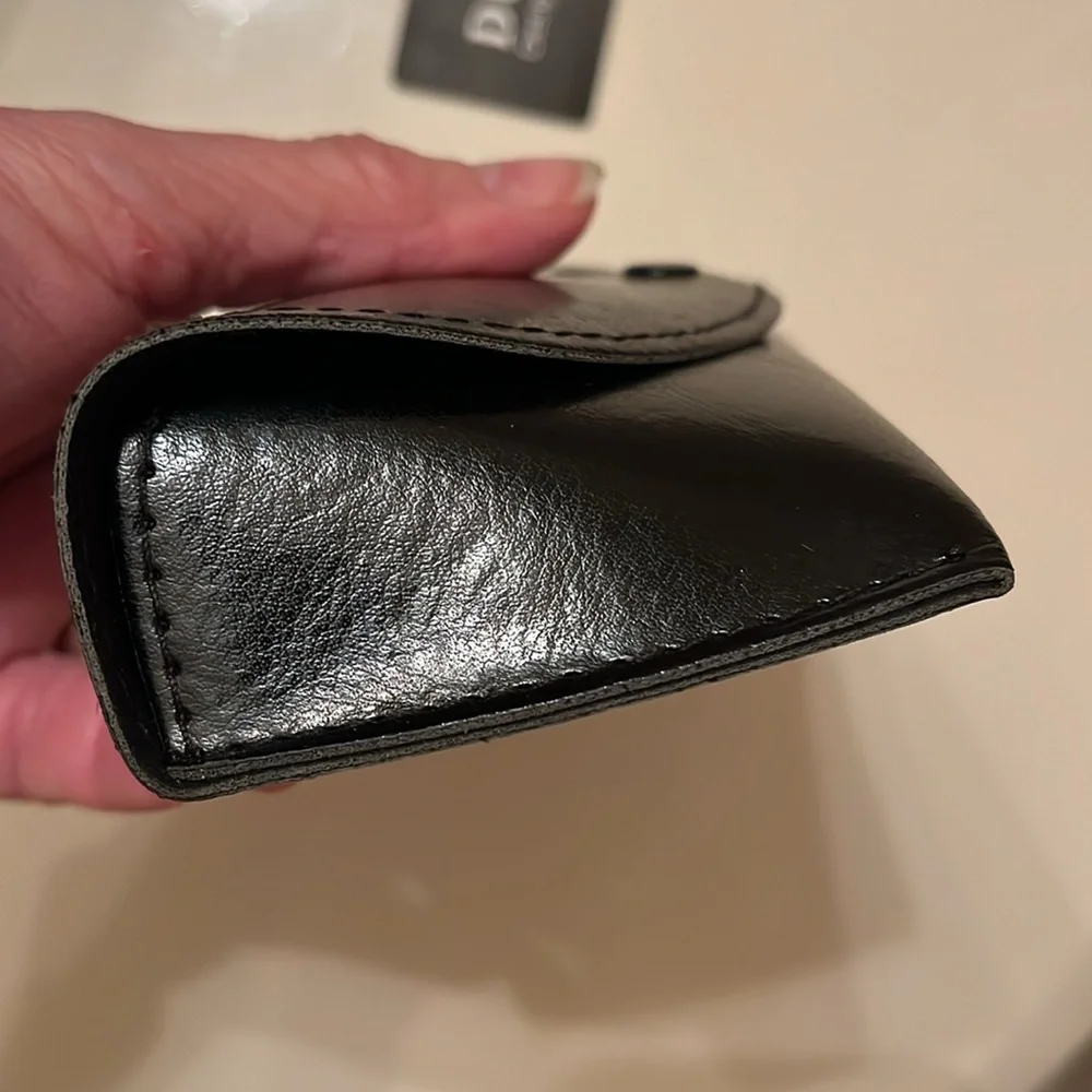 DUCO black sunglasses or eyeglasses case- pre-owned, foldover snap closure